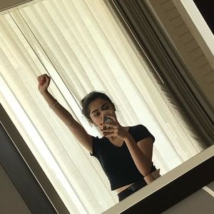 Meet your Posher, Neda